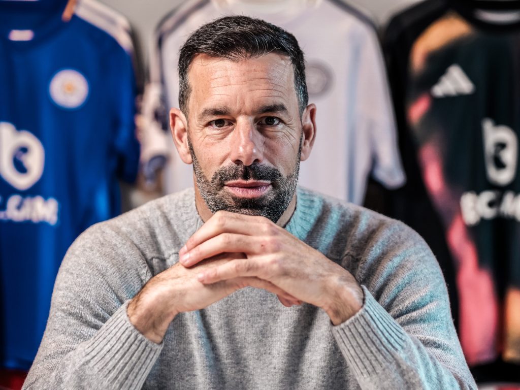 Il Leicester ingaggia van Nistelrooy come allenatore dopo il suo impressionante periodo al Man Utd