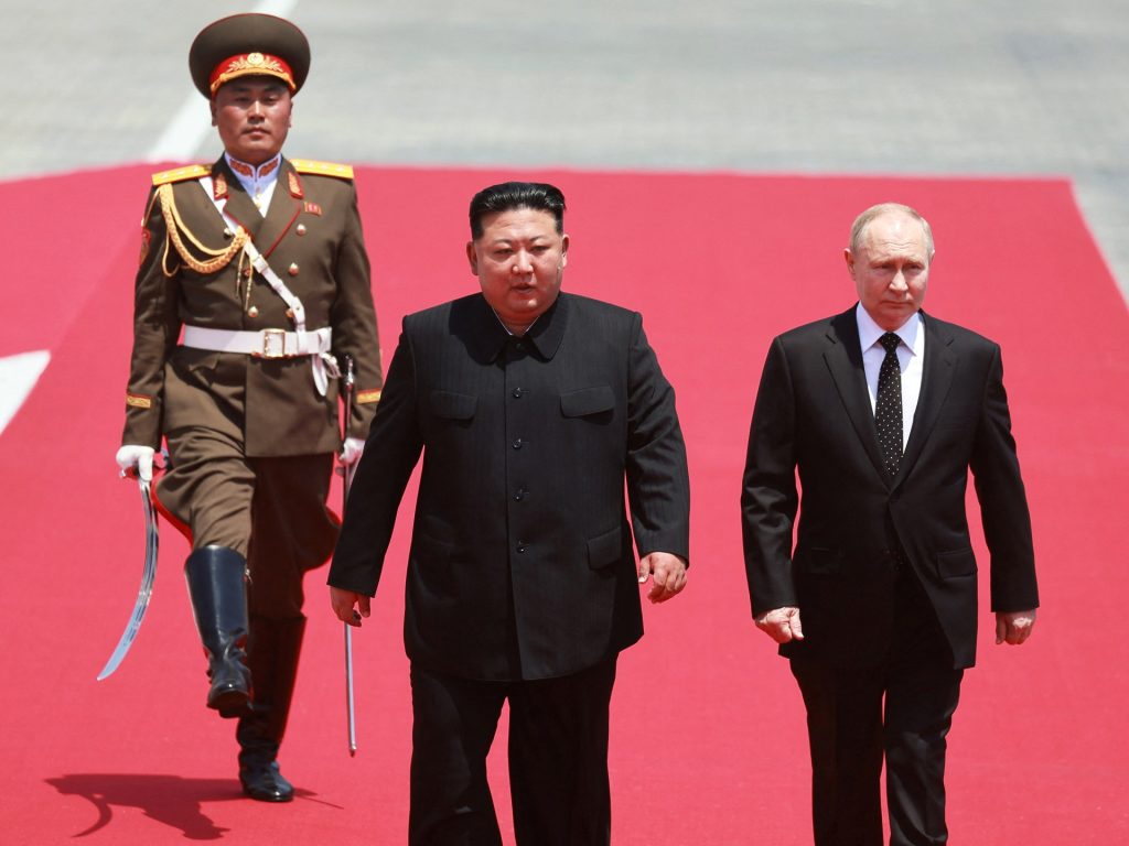 Il capo dello spionaggio australiano afferma che l’Occidente deve affrontare il nuovo “asse” di Russia, Cina, Iran e Corea del Nord