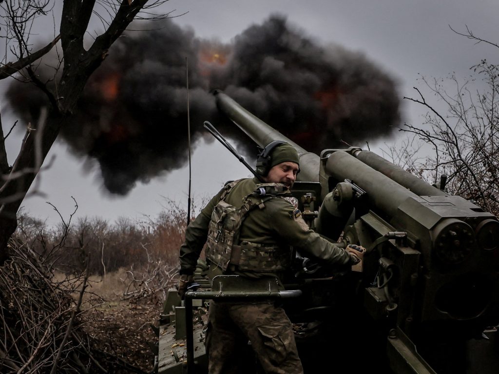 L'Ucraina celebra i 1.000 giorni di guerra con la promessa di "non sottomettersi mai" alla Russia