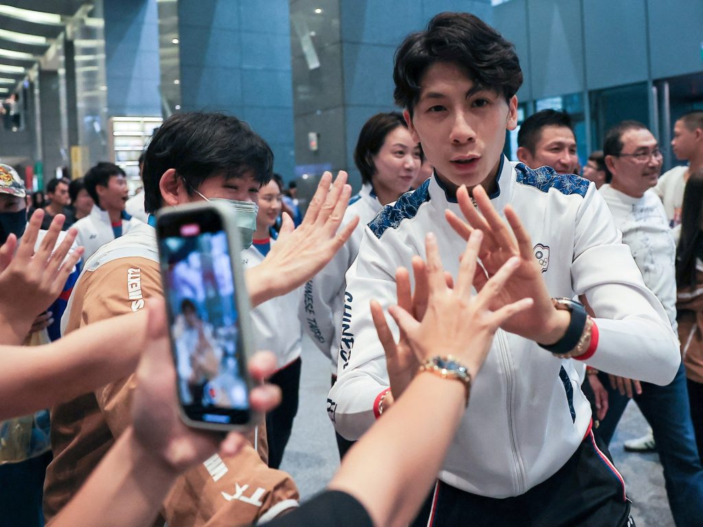 La medaglia olimpica di Taiwan Lin Yu-ting lascia gli eventi di boxe per questioni di genere
