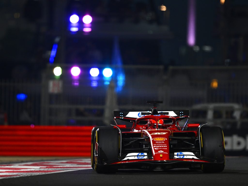 Le speranze per il titolo F1 della McLaren aumentano mentre la Ferrari subisce un successo nel finale di Abu Dhabi