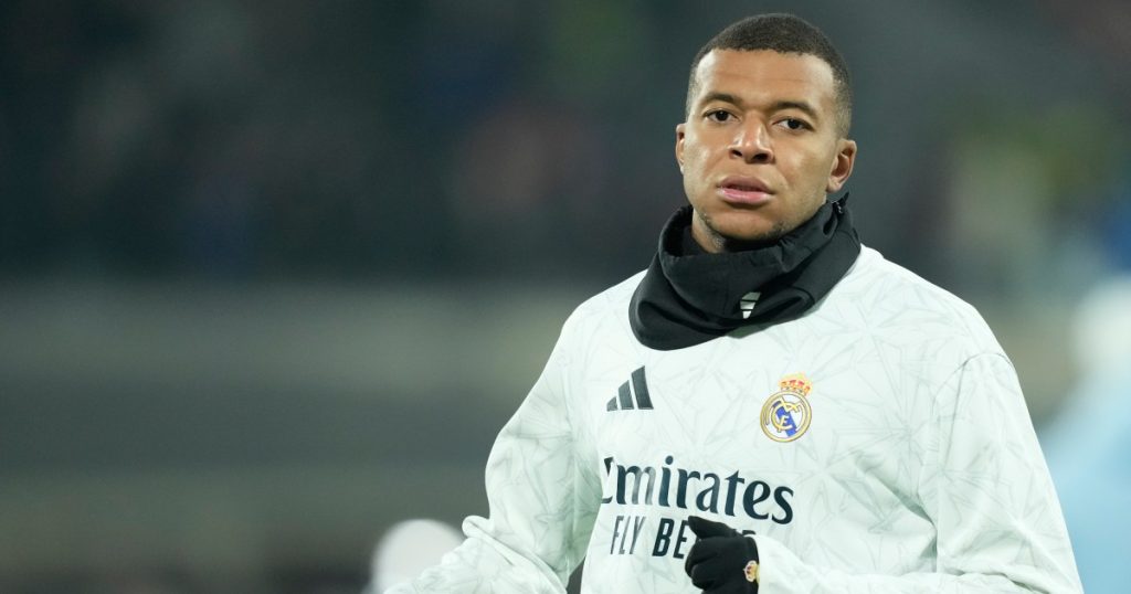 Mbappe nella rosa del Real Madrid per la finale della Coppa Intercontinentale FIFA in Qatar