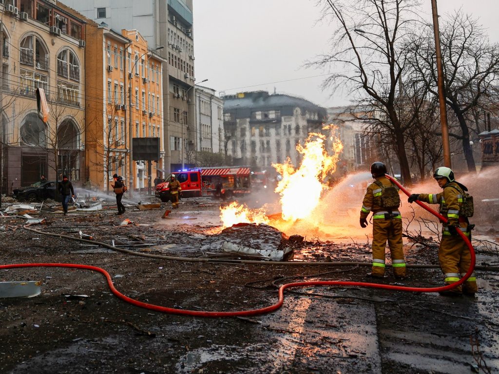 Un morto a Kiev mentre l'attacco missilistico russo prende di mira la capitale dell'Ucraina