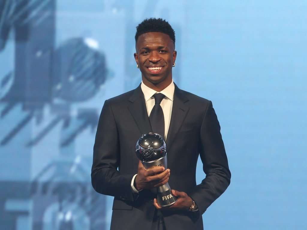 Vinicius Junior del Real Madrid e Bonmati del Barcellona vincono i premi FIFA Best