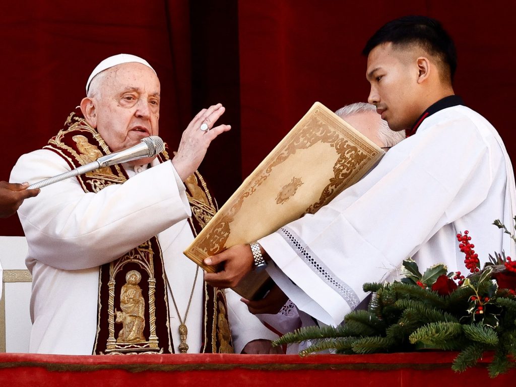 A Natale il Papa invita al “silenzio delle armi”, definisce “grave” la situazione a Gaza