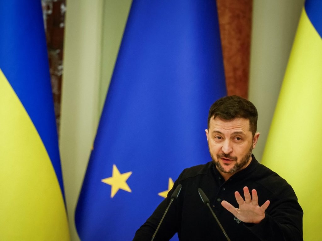 L'Ucraina denuncia il “fallimento” della garanzia di sicurezza del 1994 e sollecita l'adesione alla NATO