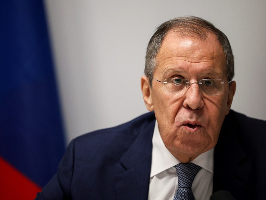 Russia, Turchia e Iran vogliono la "fine immediata" dei combattimenti in Siria: Lavrov