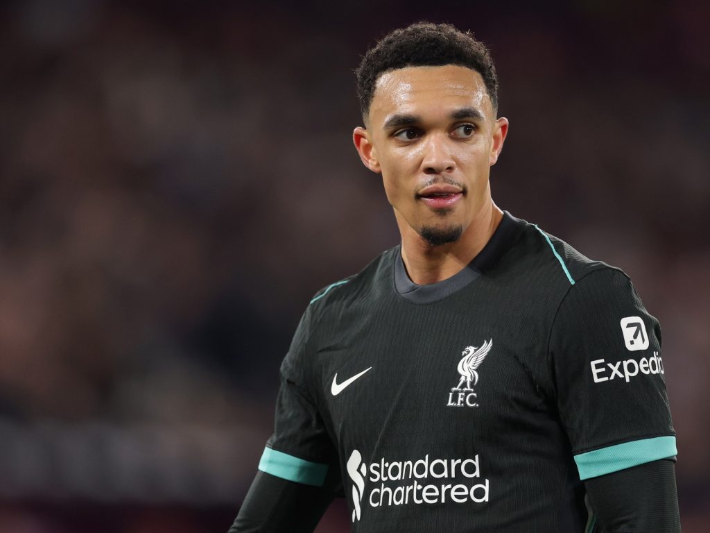 Alexander-Arnold è “pienamente impegnato” con il Liverpool tra l'interesse del Real Madrid