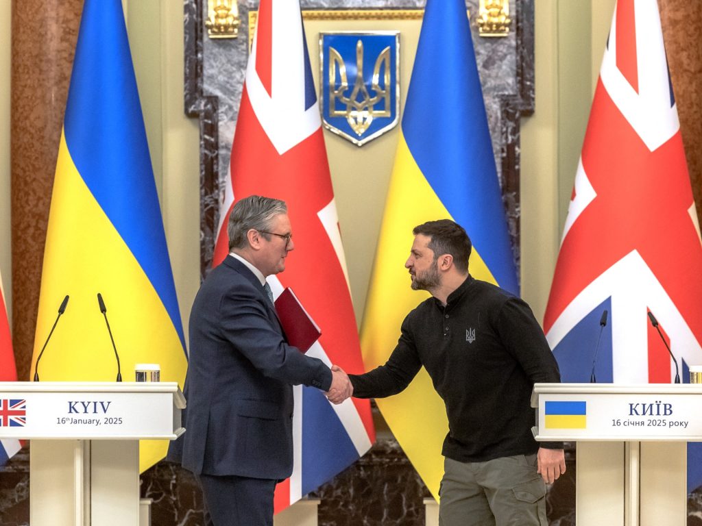 Cosa ha promesso il Regno Unito all’Ucraina nell’accordo centenario di Starmer?