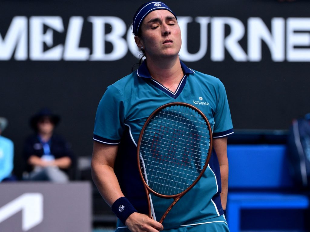 Teary Ons Jabeur lotta con una riacutizzazione dell'asma agli Australian Open