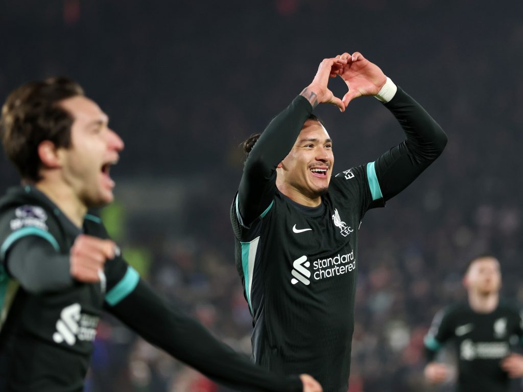 Il Liverpool ha bisogno della doppietta di Nunez nei minuti di recupero per abbattere il Brentford