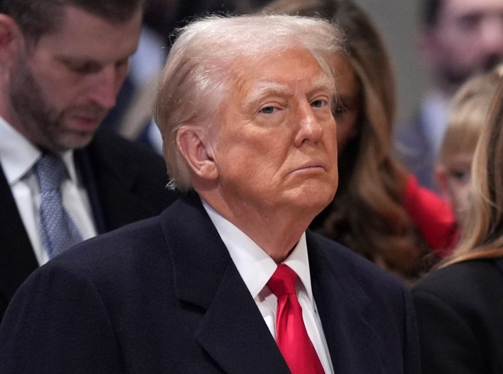 Ultime novità di Trump: rilasciati i dossier sull’omicidio di JFK, sospesa la barra per la cittadinanza per diritto di nascita