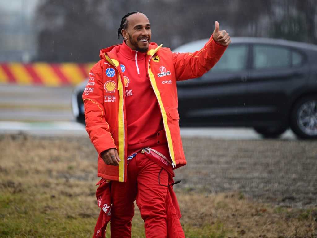 Lewis Hamilton Test guida la Ferrari F1 Car per la prima volta