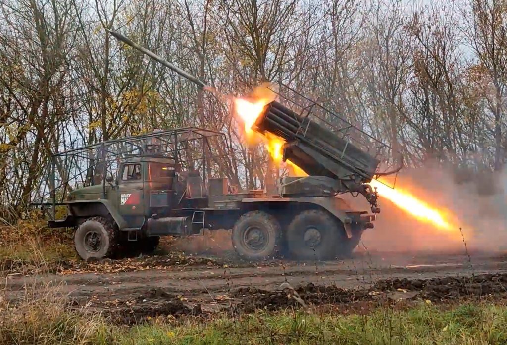 L'Ucraina lancia una nuova offensiva a Kursk in Russia mentre aumentano le vittime della guerra