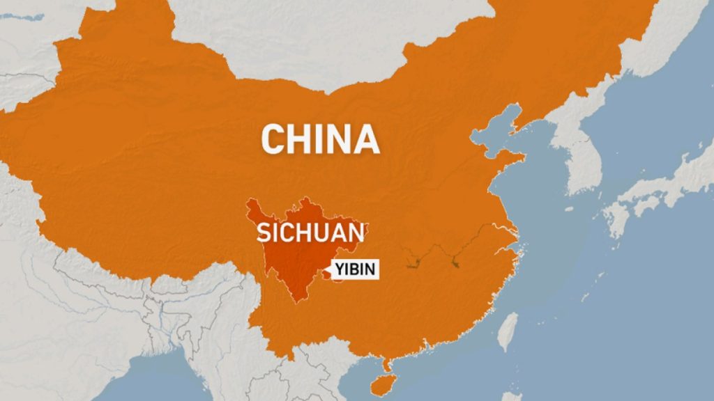 Uno morto dopo la frana colpisce la provincia del Sichuan cinese