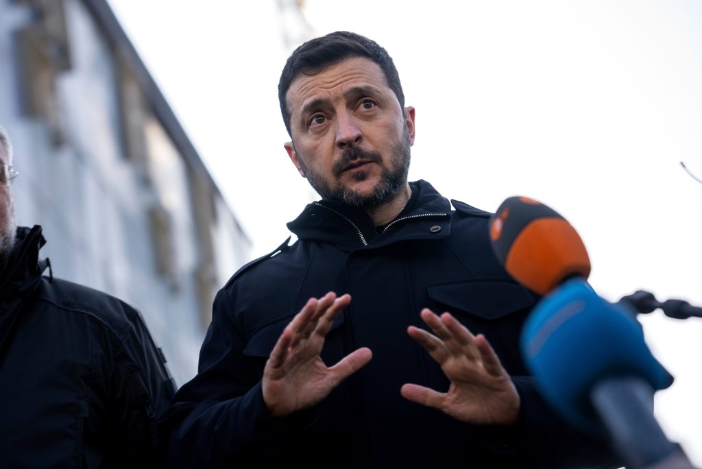 Zelenskyy vuole pianificare di "fermare la Russia" prima dei colloqui di pace negli Stati Uniti