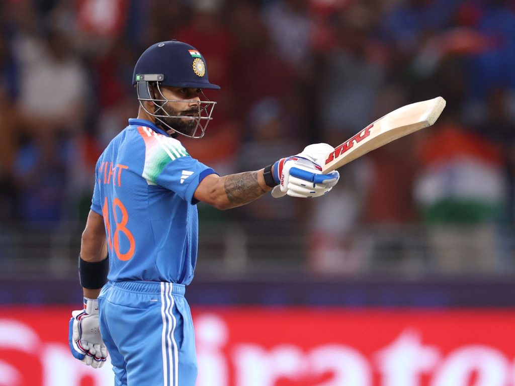 L'India ispirata a Kohli ha battuto l'Australia per raggiungere la finale di Champions Trophy