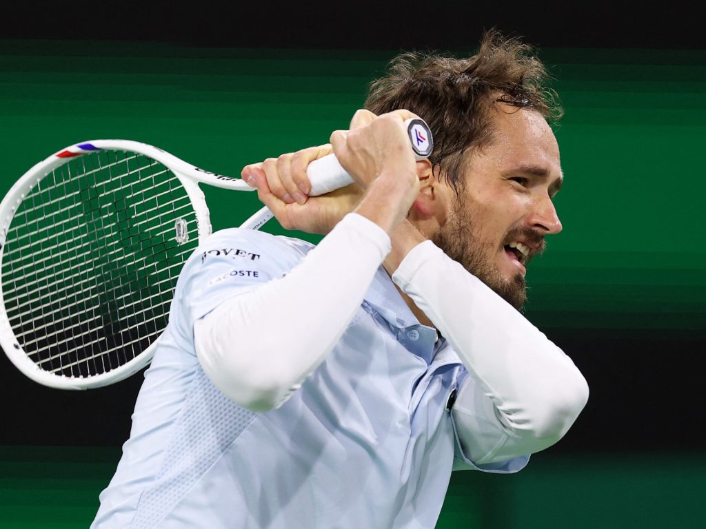Medvedev sconfigge Paul per raggiungere i quarti di finale ai Wells indiani