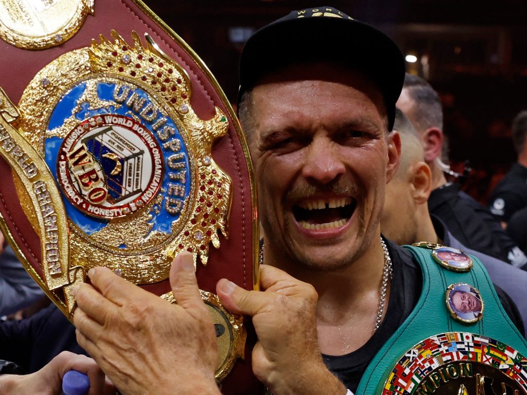 WBO ordina Usyk di difendere il titolo di boxe dei pesi massimi contro Parker