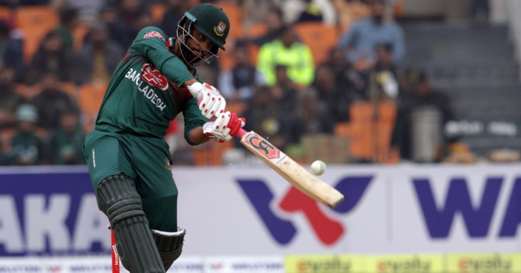 Tamim Iqbal: giocatore di cricket del Bangladesh che si sta riprendendo in clinica dopo infarto
