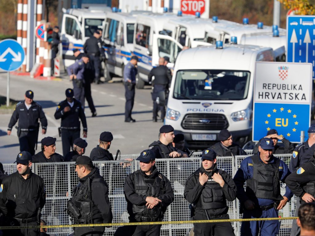 Non è solo Trump, l'UE sta anche conducendo una crociata anti-migrazione