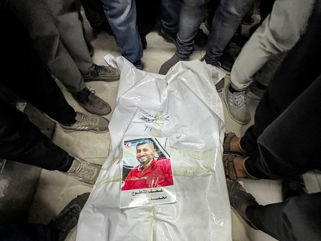 Ancora un altro crimine di guerra israeliano è sepolto nella sabbia mentre il mondo distoglie lo sguardo