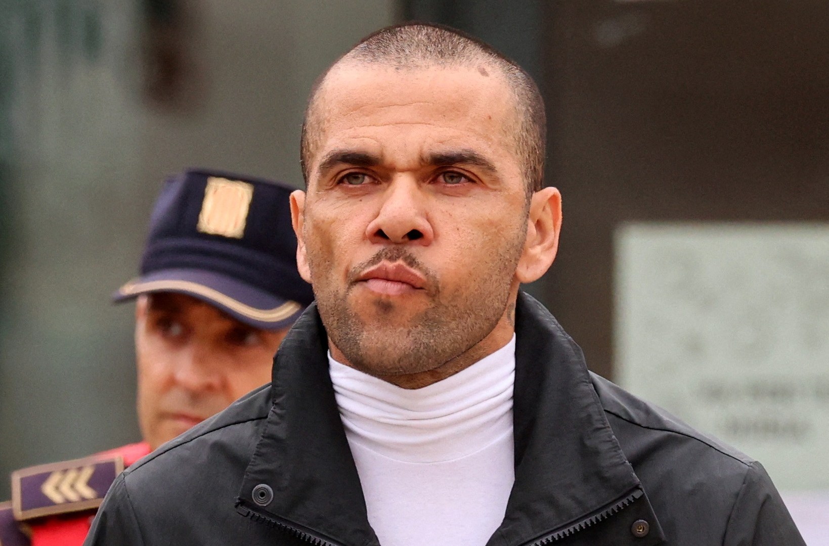 Il tribunale spagnolo ribalta la condanna per stupro dell'ex footballer Dani Alves in appello