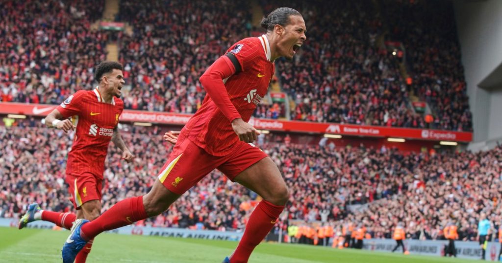 Liverpool ha battuto West Ham per muoversi entro sei punti dal titolo della Premier League