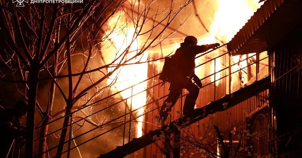 Bambino tra tre uccisi nell'attacco della Russia all'Ucraina prima dei colloqui di Parigi