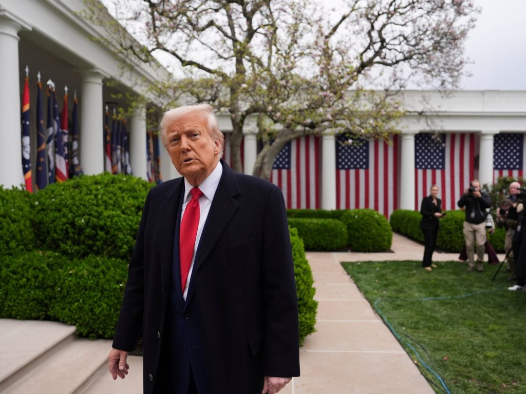 Donald Trump ha imposto "il più grande aumento delle tasse della nostra vita"?