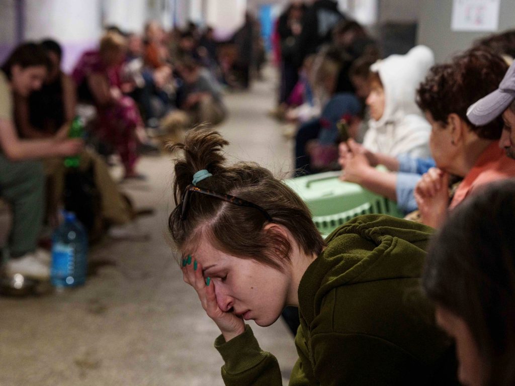 La Russia uccide 5 persone in Ucraina mentre l'inviato statunitense Witkoff arriva a Mosca