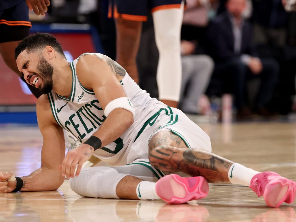 Knicks vs Celtics: Tatum ferito nella sconfitta del gioco 4 di Boston nei playoff NBA