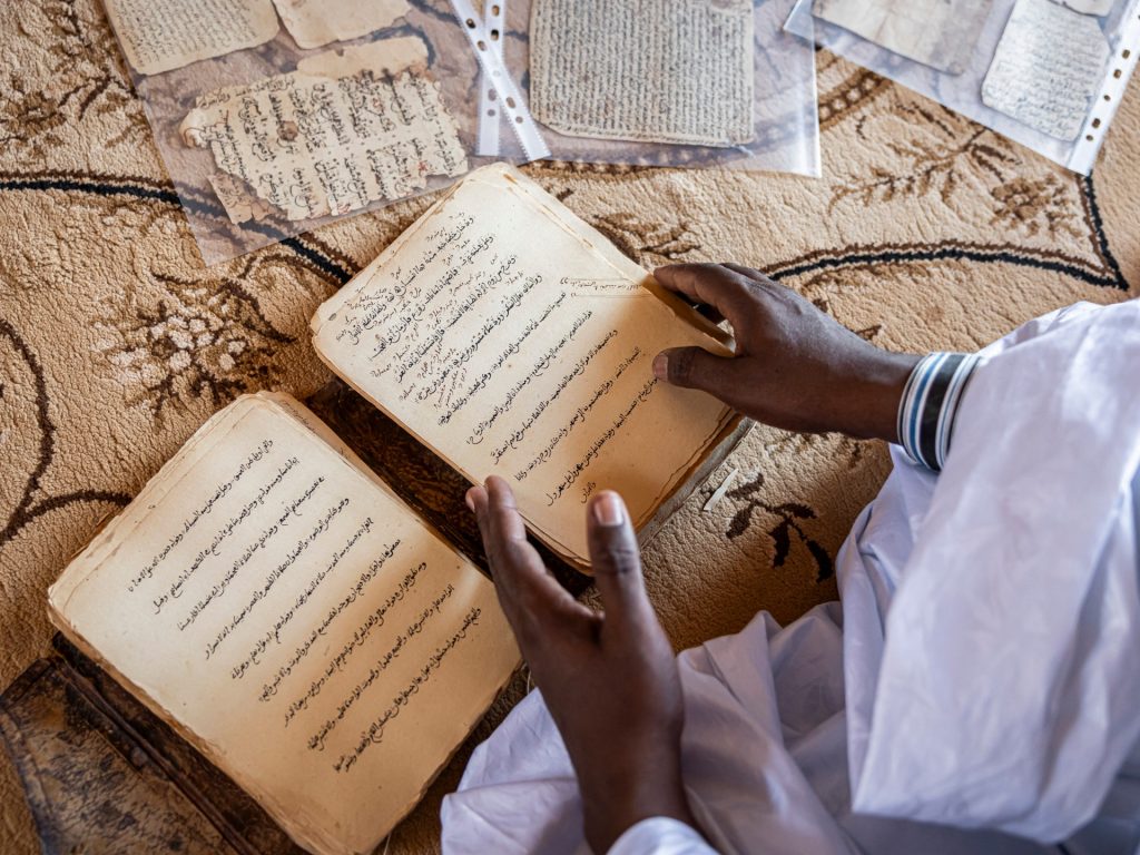 Preservare la fragile eredità del manoscritto di Oualata tra minacce del deserto | Arti e cultura