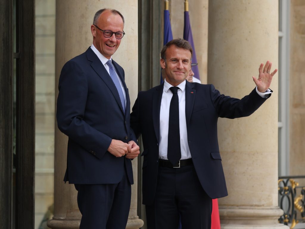 Il cancelliere Friedrich Merz chiede una rinnovata cooperazione franco-tedesca
