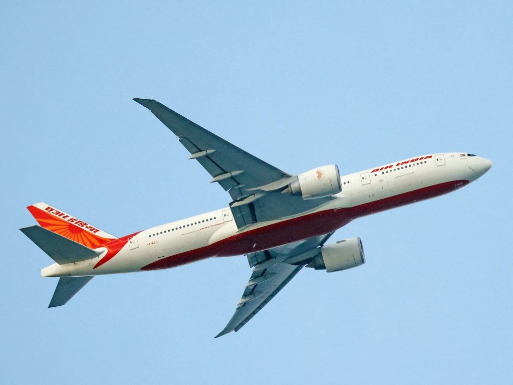 Il divieto dello spazio aereo del Pakistan potrebbe costare Air India $ 591 milioni in 12 mesi: rapporto