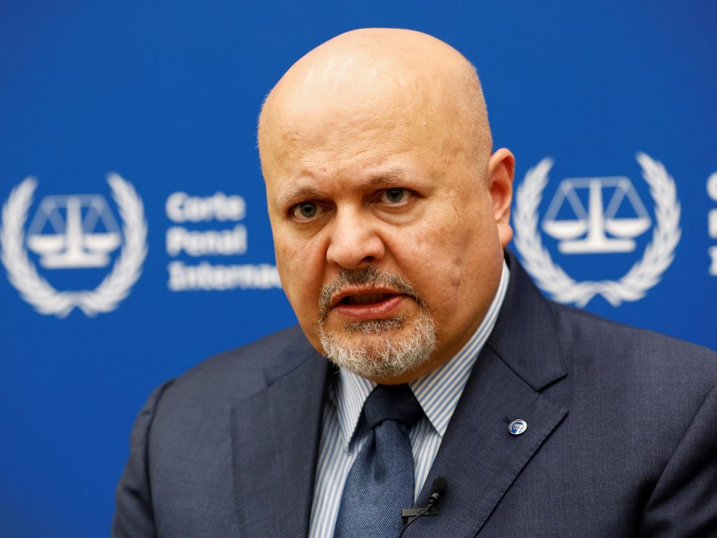 Il procuratore della ICC per fare un passo da parte fino a quando non si suscita in presunta cattiva condotta termina