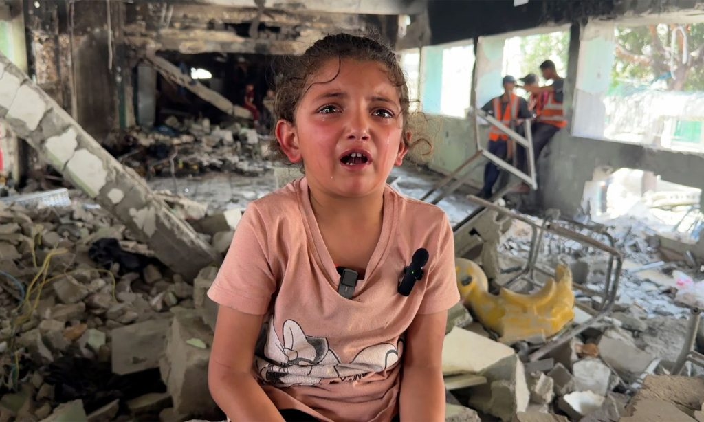 Israele sta bruciando i figli di Gaza. E il mondo lo lascia accadere