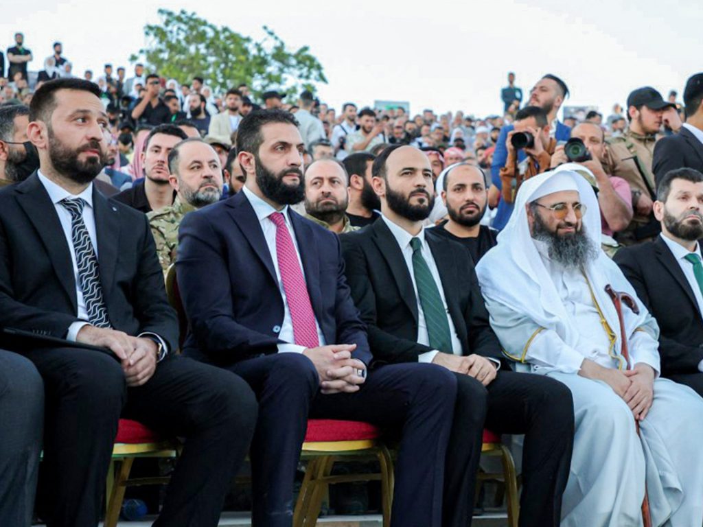 La spedizione del grano arriva in Siria mentre l'UE approva la legislazione per sollevare sanzioni