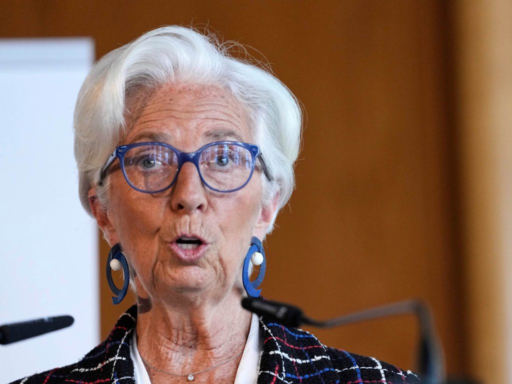 Lagarde della BCB afferma che l'euro potrebbe essere praticabile alternativa al dollaro USA