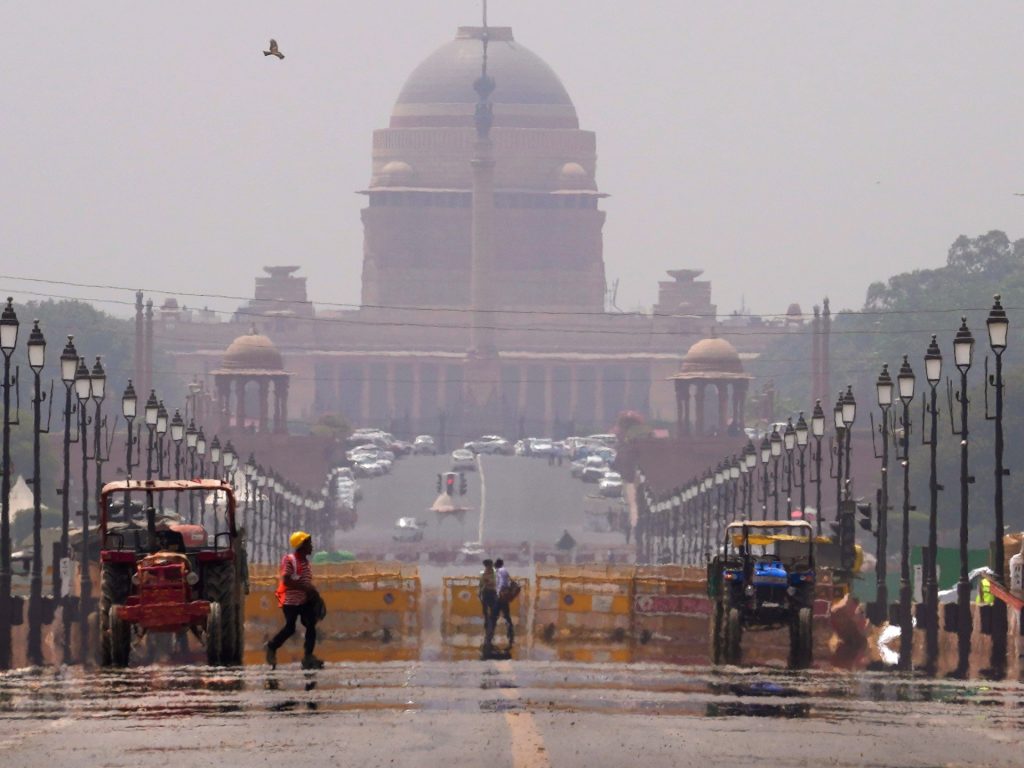 Questo maggio, i lavoratori si uniscono per far pagare i grandi inquinatori per il danno climatico