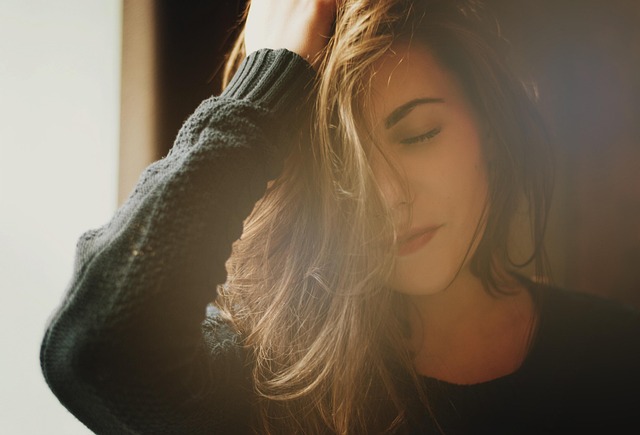 Siero anticaduta: come scegliere quello ideale per i tuoi capelli