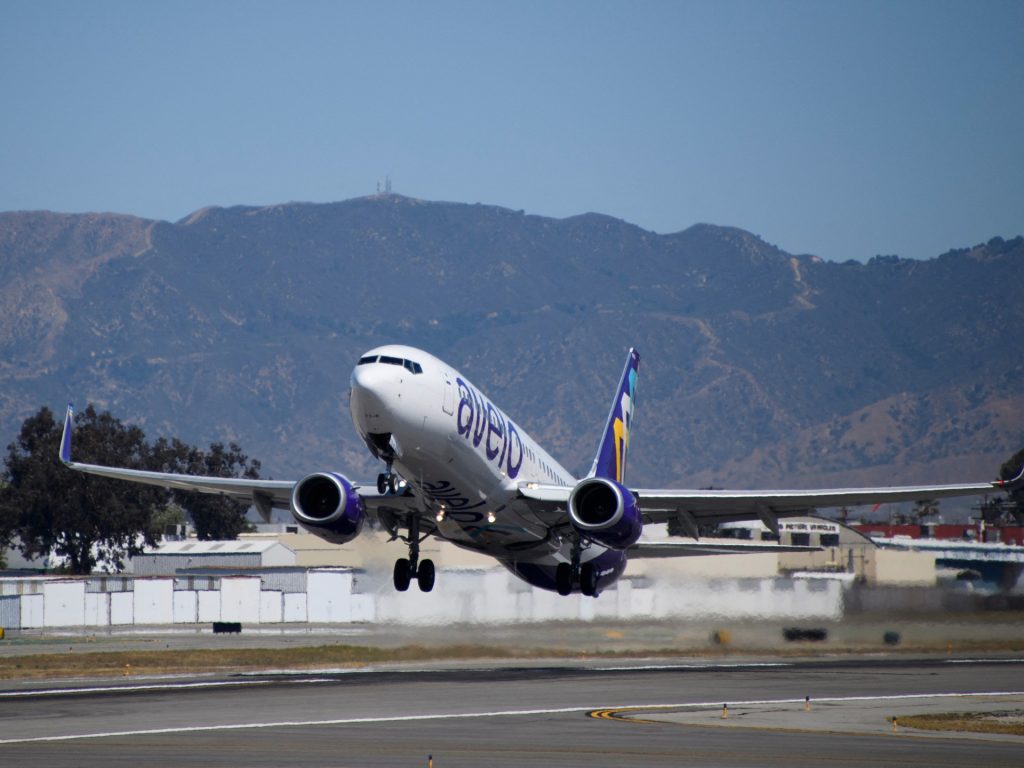 Una compagnia aerea americana affronta un contraccolpo mentre inizia i voli di deportazione