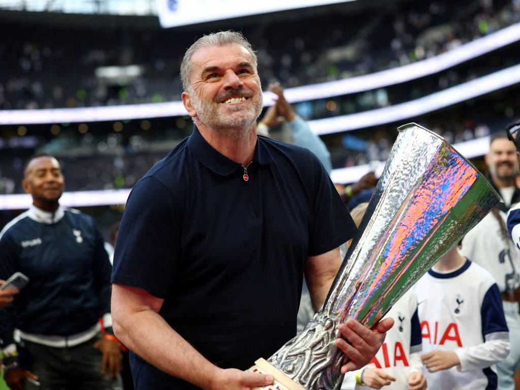 TOTTENHAM SACK POSTECOGLOU Nonostante la vittoria della Europa League