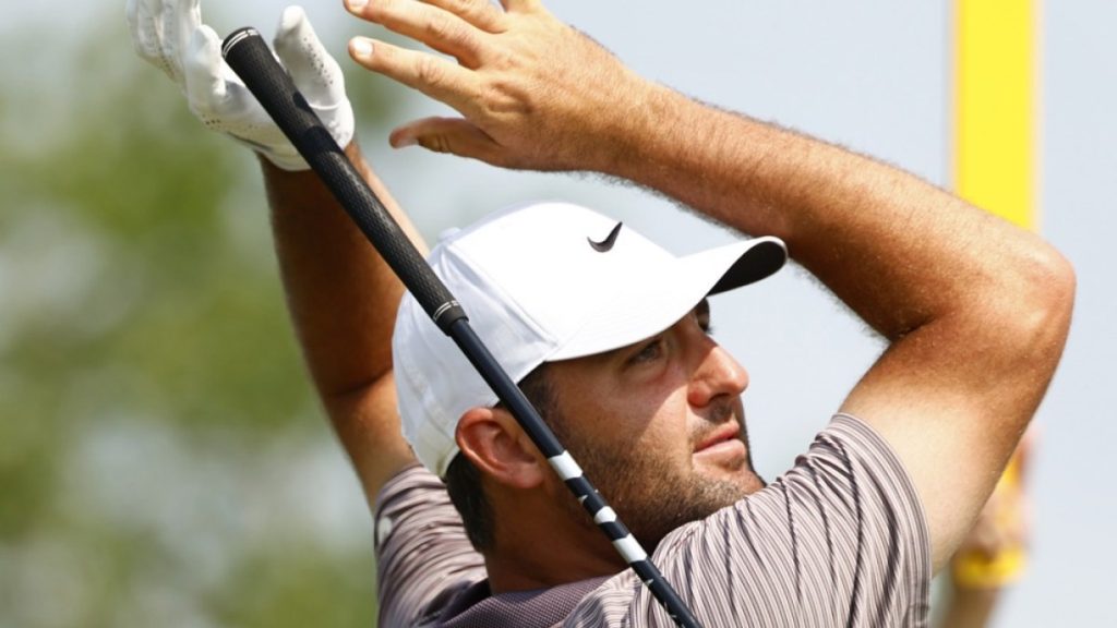 Scheffler e McIlroy lottano il primo giorno di noi Open
