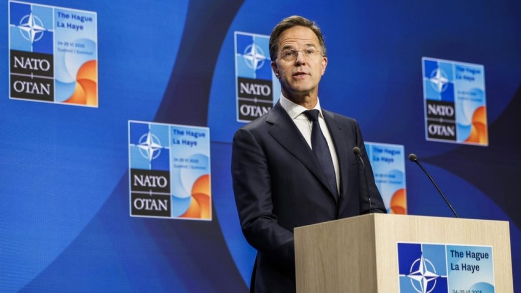 La NATO si impegna alla grande escursione di spesa per la difesa ricercata da Trump