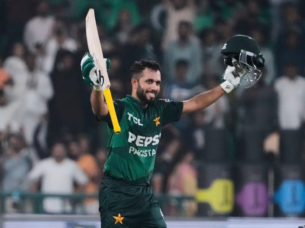 Il Pakistan ha battuto il Bangladesh con 7 wickets, sweep t20 serie mentre Haris colpisce 107