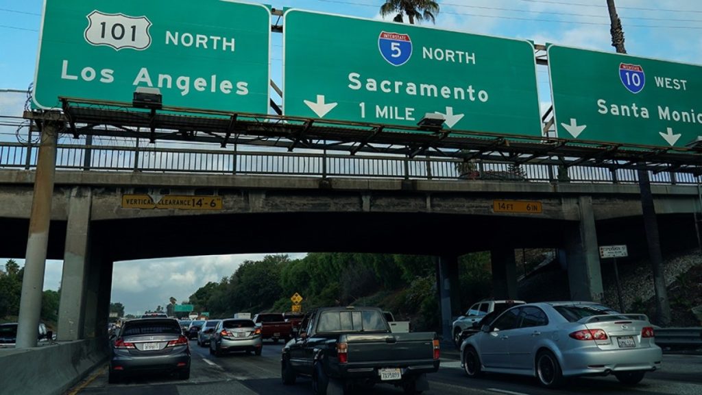 La Corte suprema degli Stati Uniti consente ai produttori di carburante di sfidare le regole delle emissioni della California