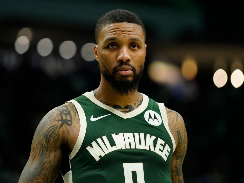 Myles Turner firma con Bucks, Damian Lillard ha rinunciato: Rapporto