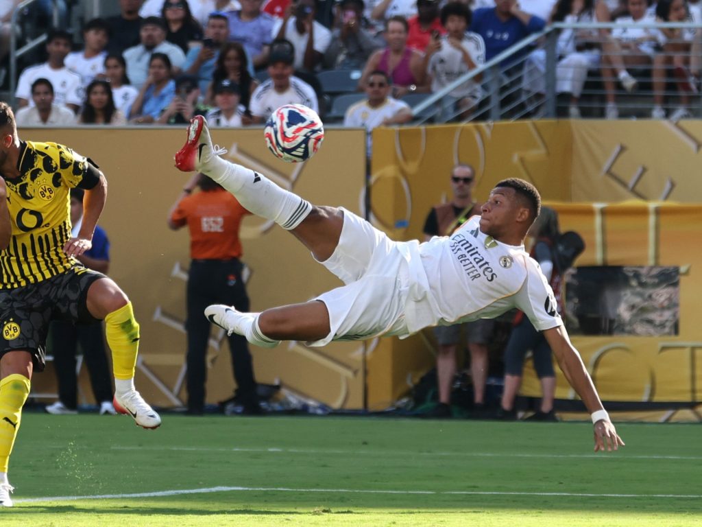 Mbappe reti in emozionante vittoria del Real Madrid contro Dortmund alla Coppa del Mondo di Club