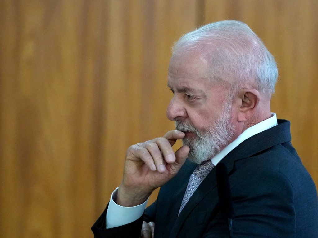 Cosa c'è dietro la tariffa del 50 % di Trump per il Brasile nonostante il surplus commerciale?